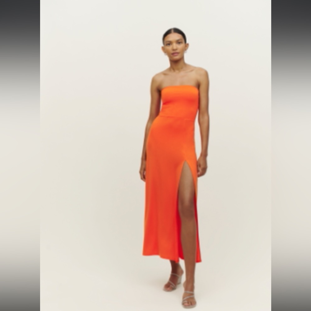 Reformation Hanson Knit Dress. Orange (Flame). Size Small. Strapless with slit.